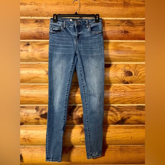 Kut from the Kloth Donna Skinny Medium Wash Size 0 - Picture 1 of 12